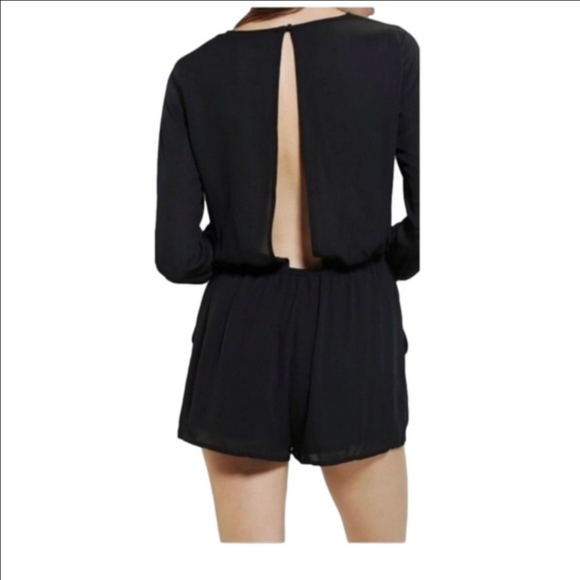 ๐ LUCCA Couture Long-Sleeve Romper - Picture 2 of 5